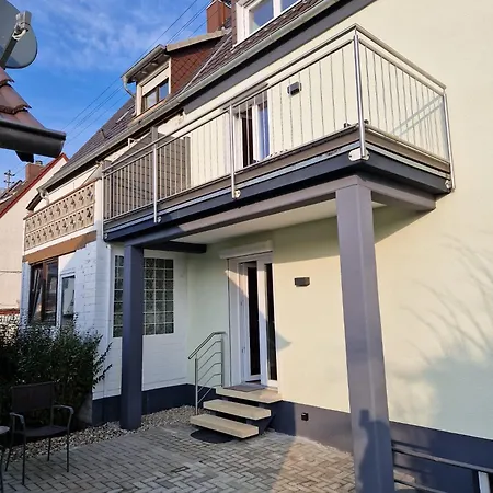 דירה Urlaub-in-edenkoben אדנקובן